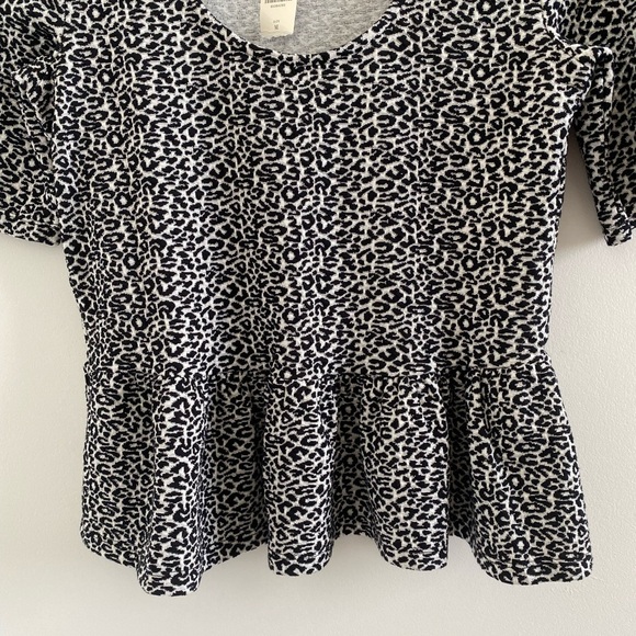 Maeve Black & White Animal Print Peplum Scoop Neck Blouse Size M New With Tag - Picture 9 of 12